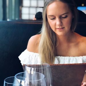 Meet your Posher, Danielle